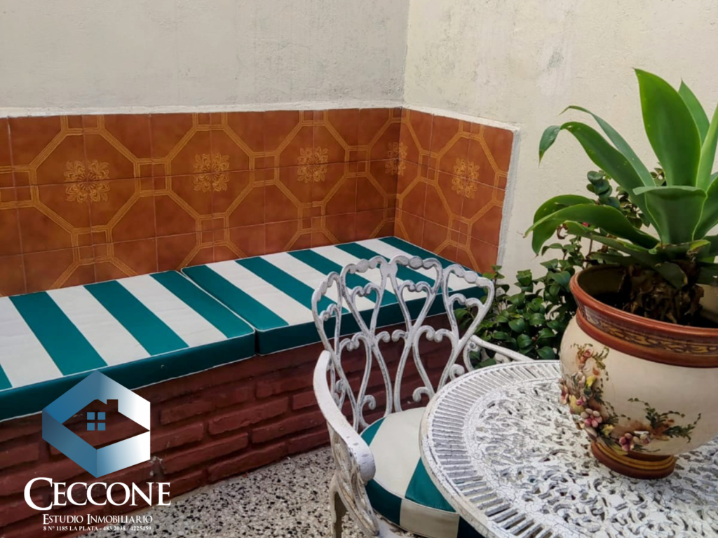 VENTA - Casa - 4 entre 41 y 42 - La Plata