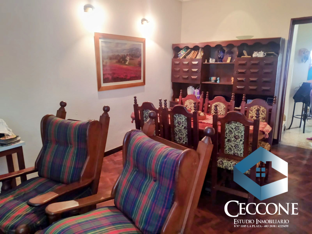 VENTA - Casa - 4 entre 41 y 42 - La Plata