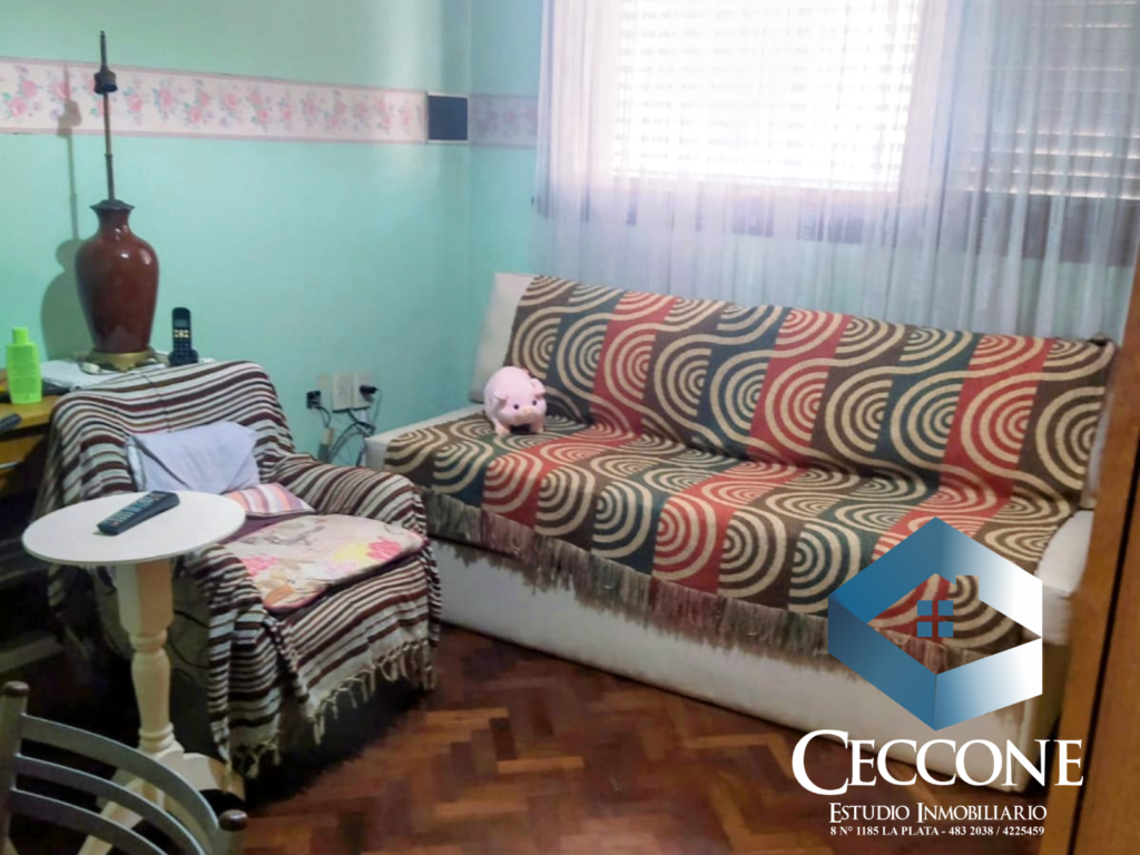 VENTA - Casa - 4 entre 41 y 42 - La Plata