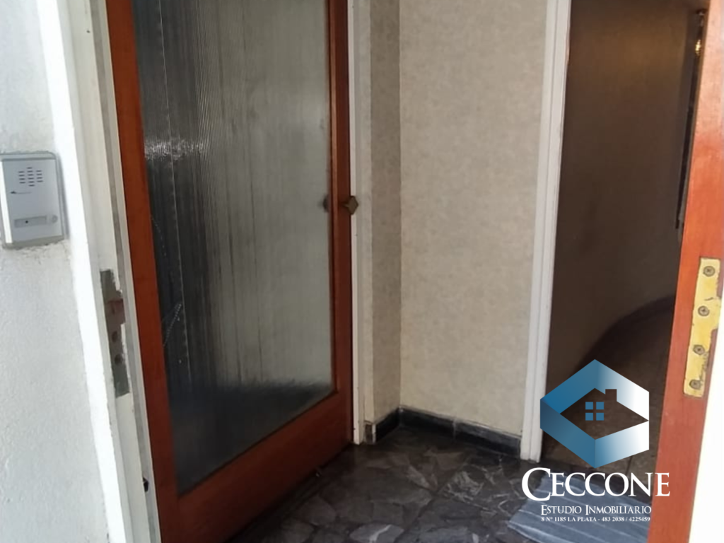 VENTA - Casa - 4 entre 41 y 42 - La Plata