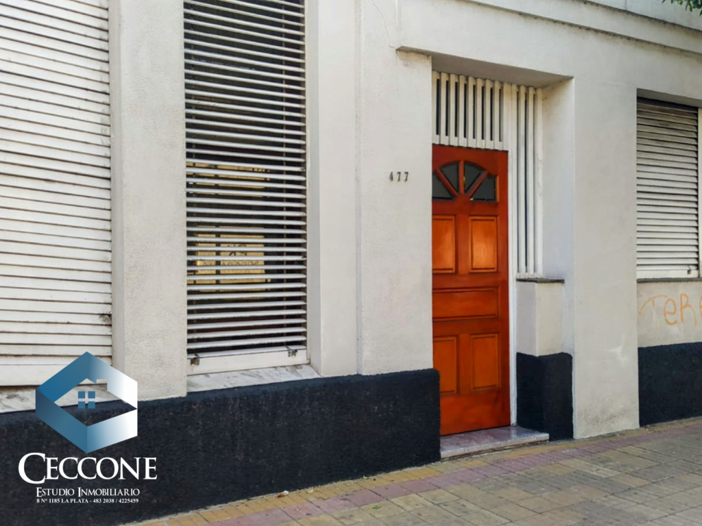 VENTA - Casa - 4 entre 41 y 42 - La Plata