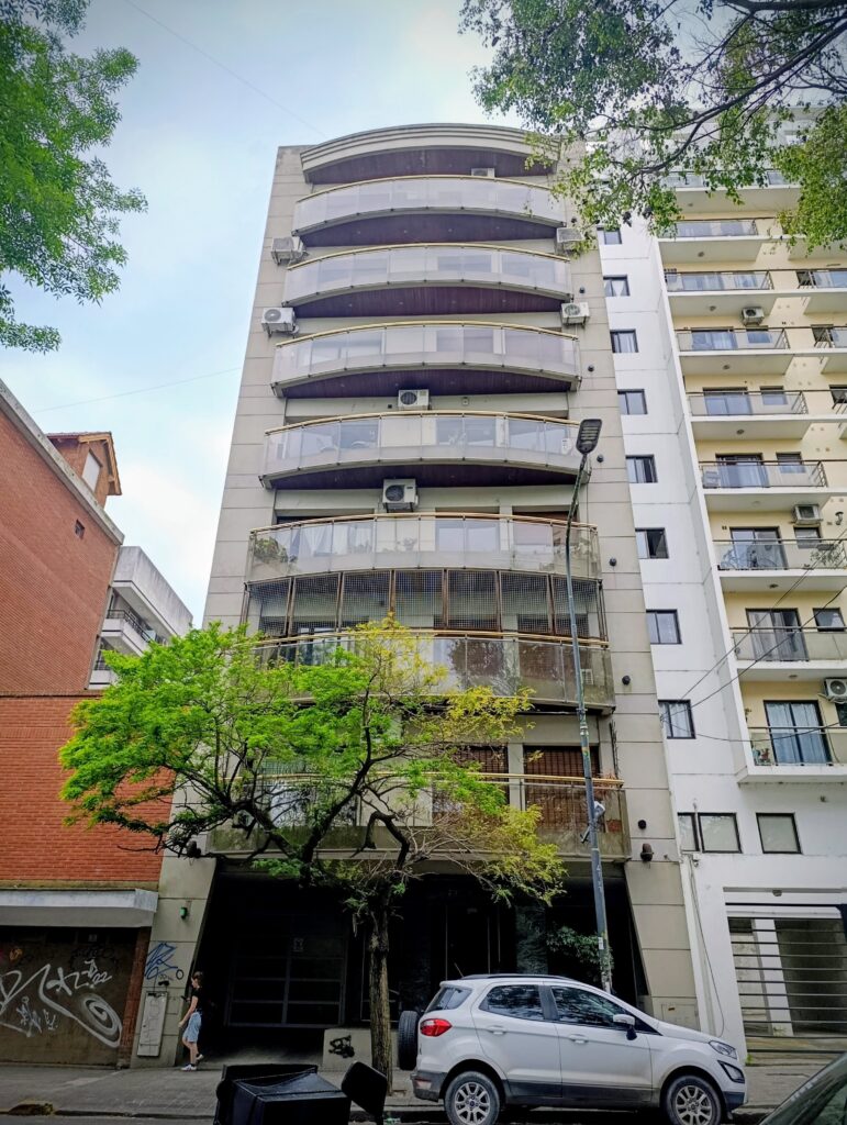 ALQUILER - Departamento - 3 entre 49 y 50 - La Plata