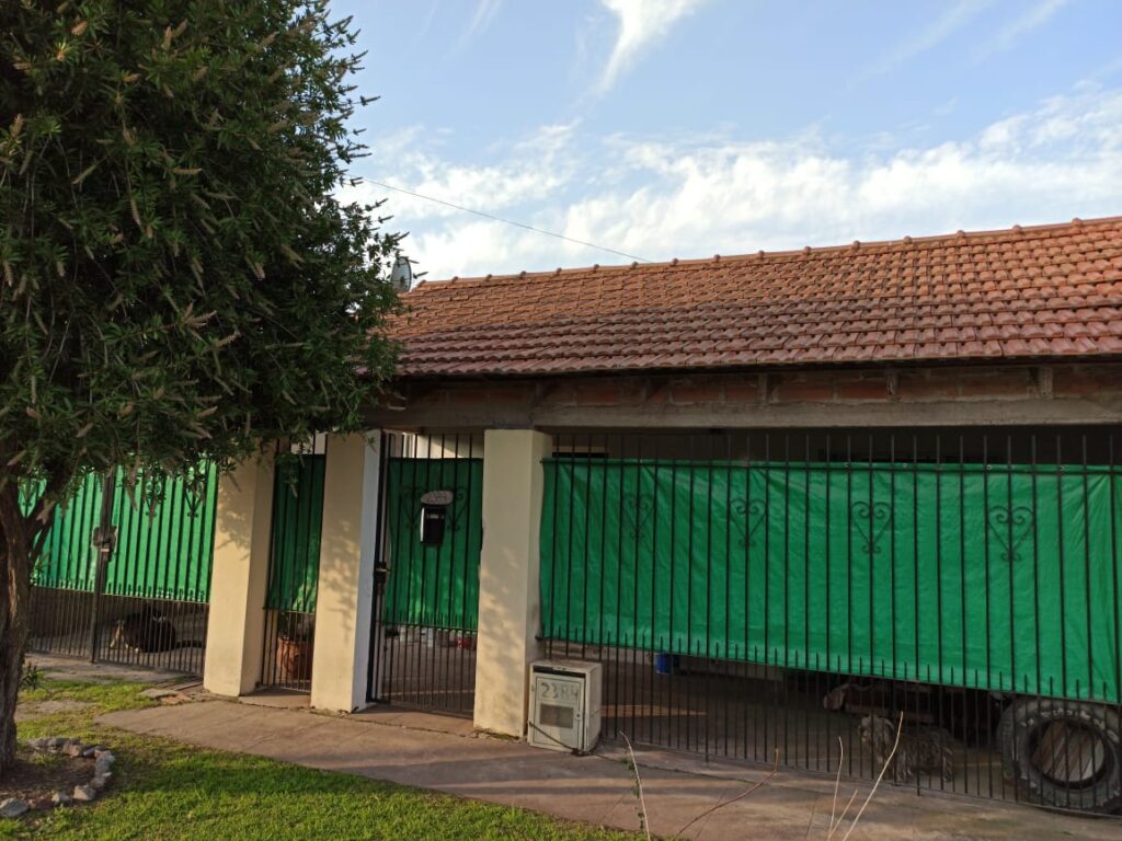 VENTA - Casa - 30 bis entre 80 y 81 - La Plata