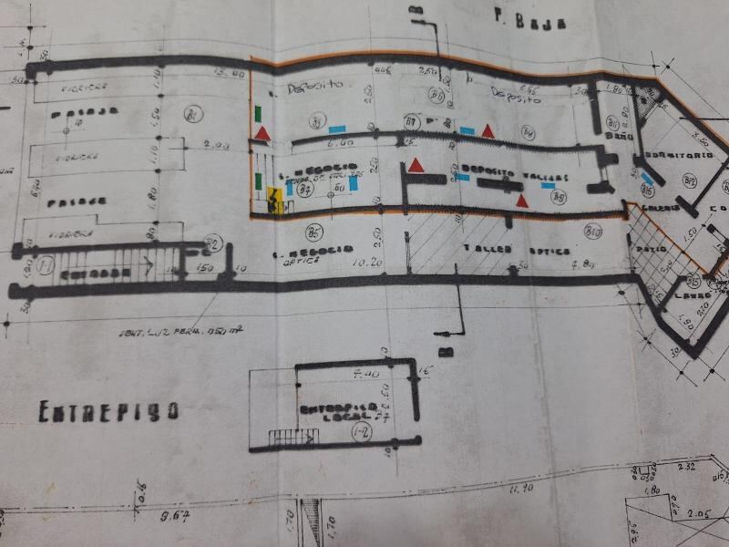 VENTA - Local - Diag 80 entre 45 y 46 - La Plata