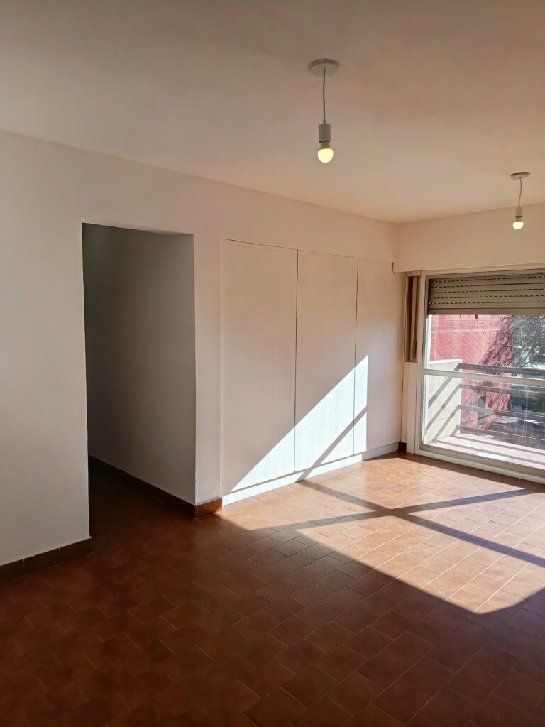 ALQUILER - Departamento - 8 entre 56 y 57 - La Plata