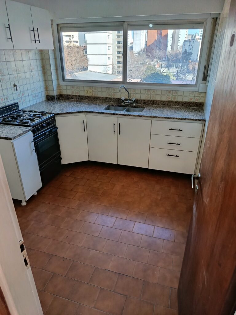 ALQUILER - Departamento - 8 entre 56 y 57 - La Plata