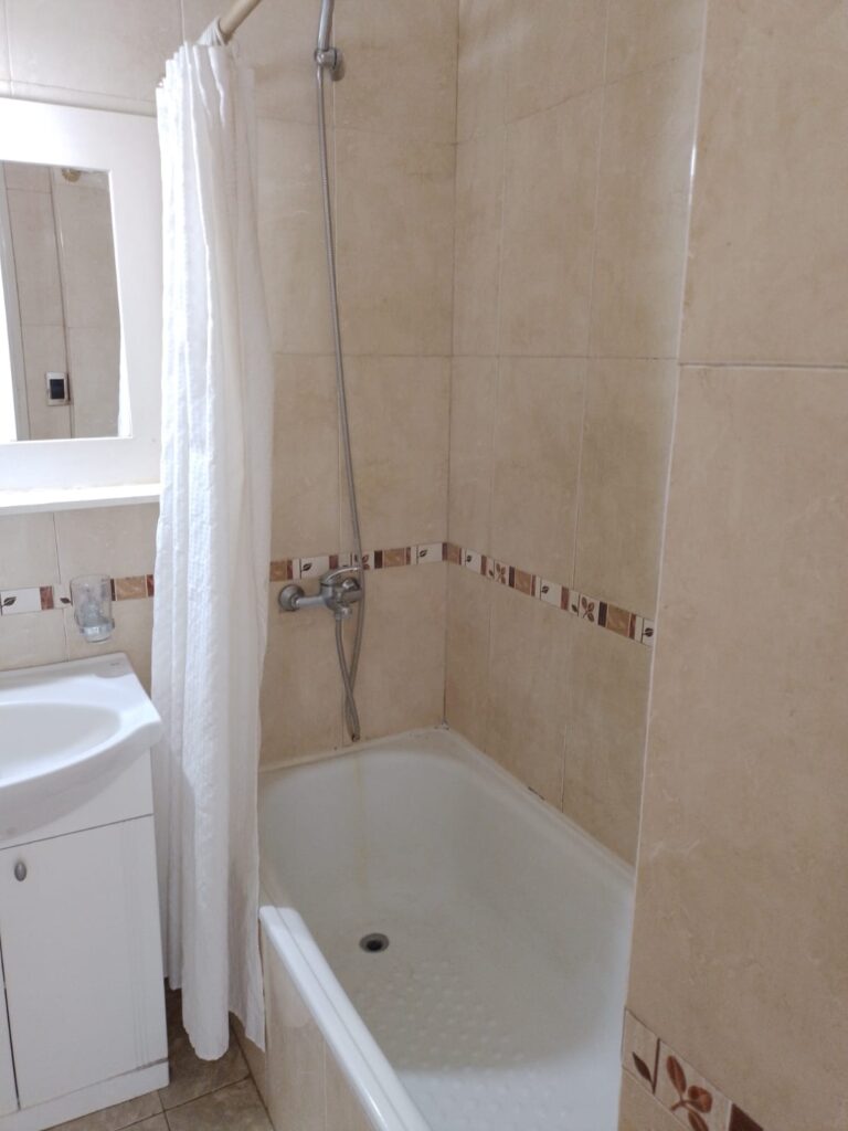 ALQUILER - Departamento - 59 entre 13 y 14 - La Plata