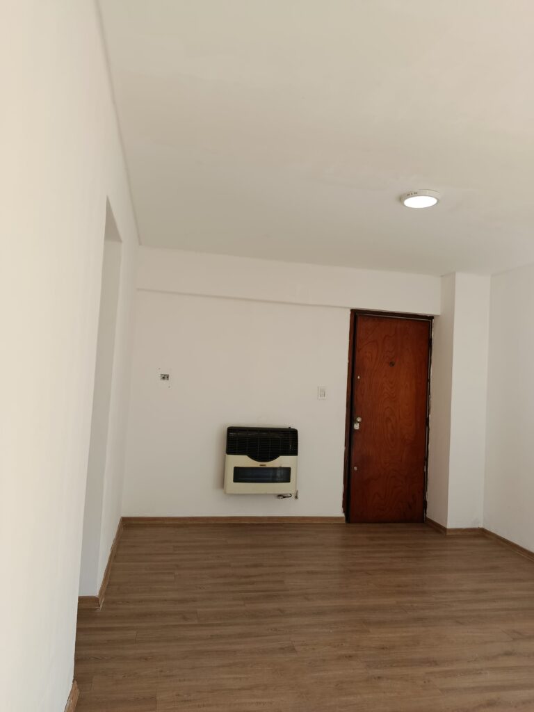 ALQUILER - Departamento - 8 entre 56 y 57 - La Plata
