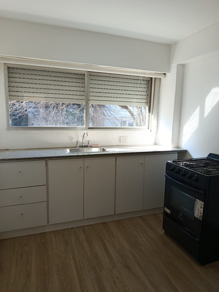 ALQUILER - Departamento - 8 entre 56 y 57 - La Plata