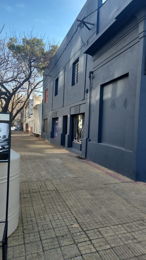 VENTA - Local - 60 esq 18 - La Plata