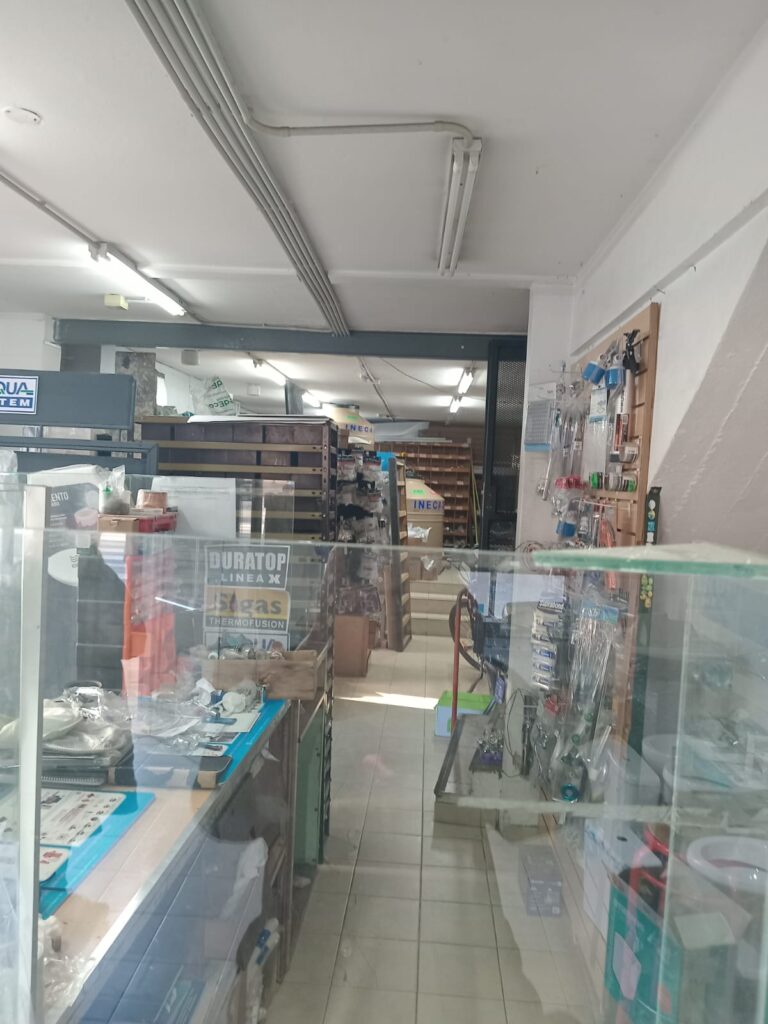 VENTA - Local - 60 esq 18 - La Plata