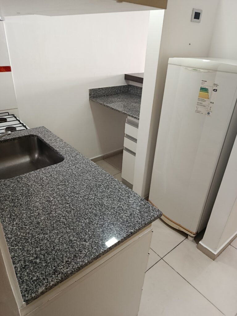 ALQUILER - Monoambiente - 54 entre 10 y 11 - La Plata