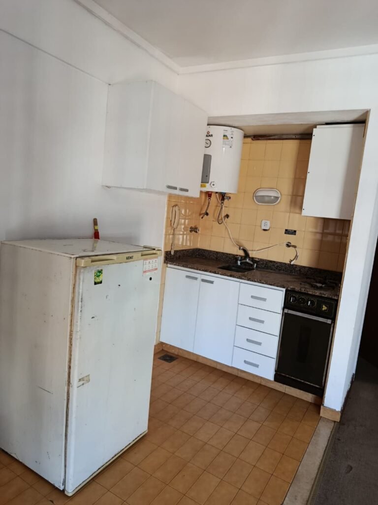 ALQUILER - Monoambiente - 45 entre 5 y 6 - La Plata