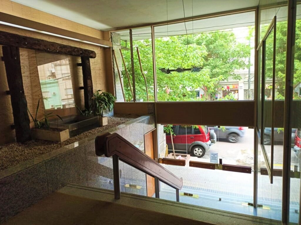 ALQUILER - Monoambiente - 45 entre 5 y 6 - La Plata