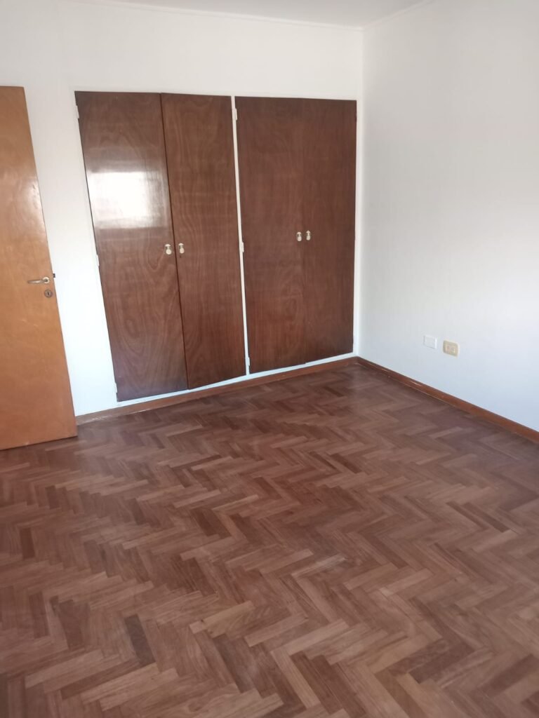 ALQUILER - Departamento - 46 entre 5 y 6 - La Plata