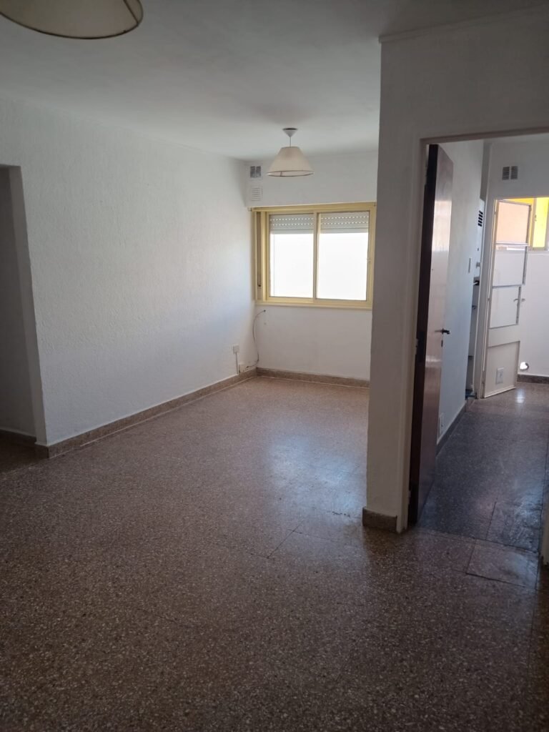 ALQUILER - Departamento - 46 entre 5 y 6 - La Plata