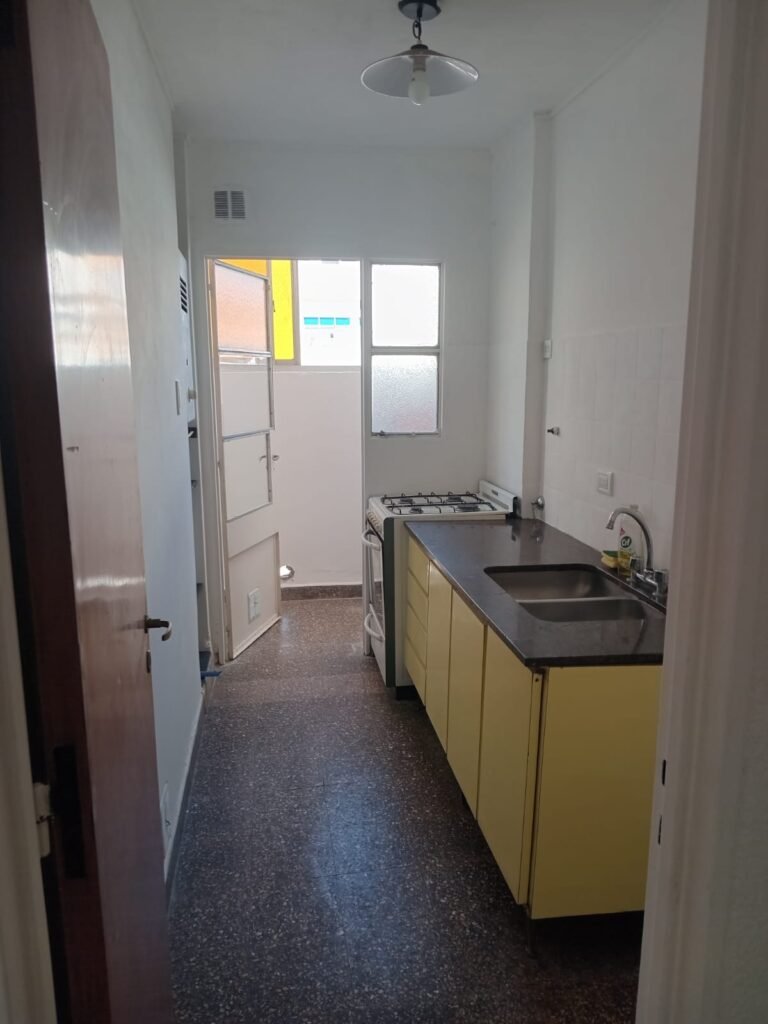 ALQUILER - Departamento - 46 entre 5 y 6 - La Plata