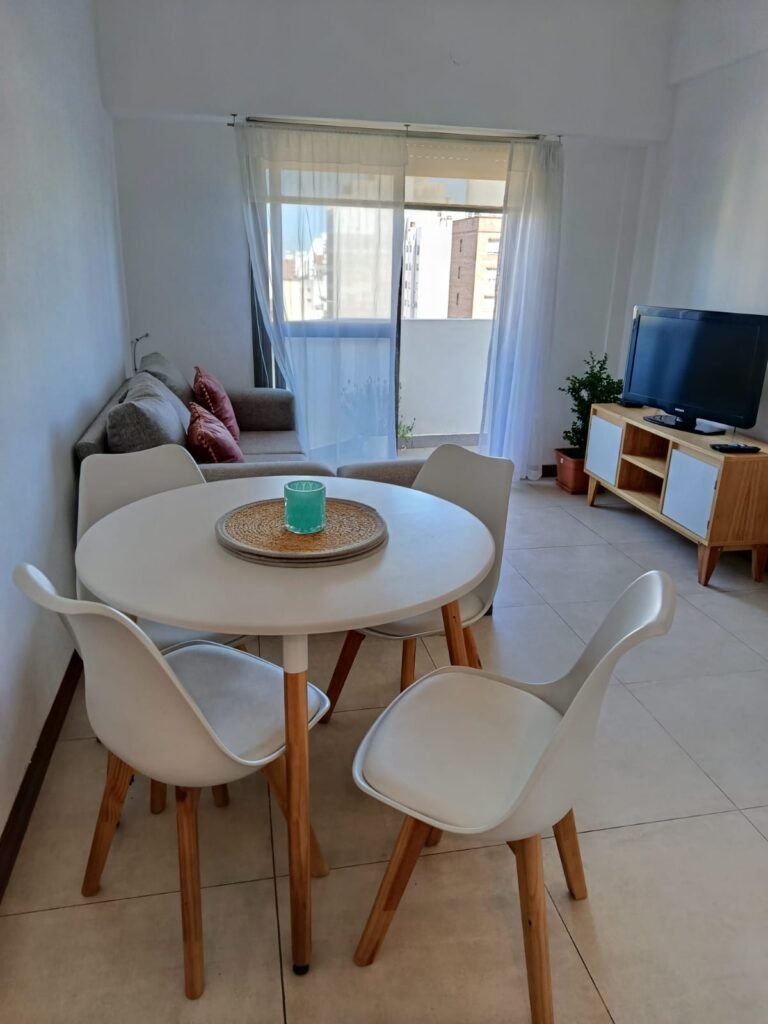 ALQUILER - Departamento - 54 ENTRE 9 Y 10 - La Plata