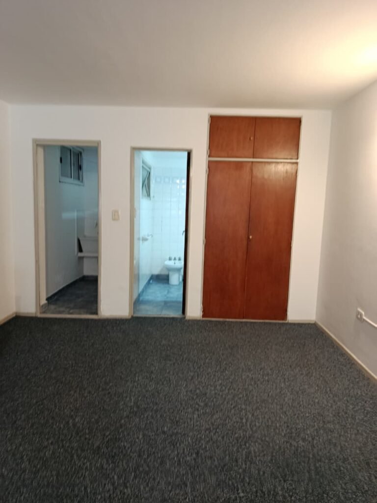 ALQUILER - Monoambiente - 7 entre 48 y 49 - La Plata