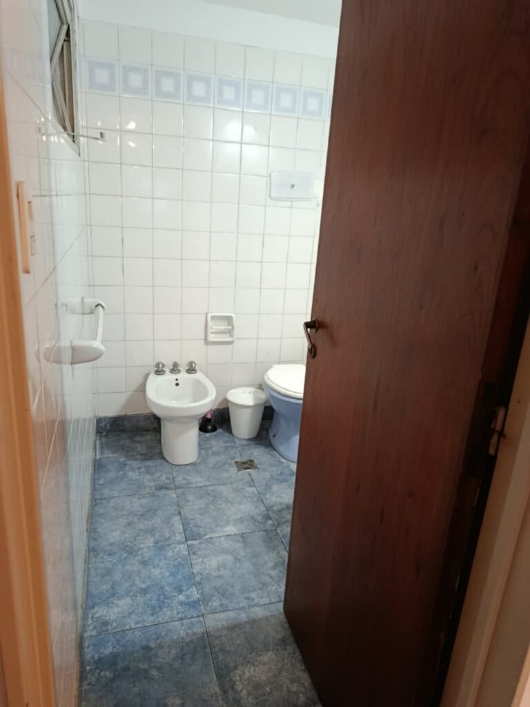 ALQUILER - Monoambiente - 7 entre 48 y 49 - La Plata